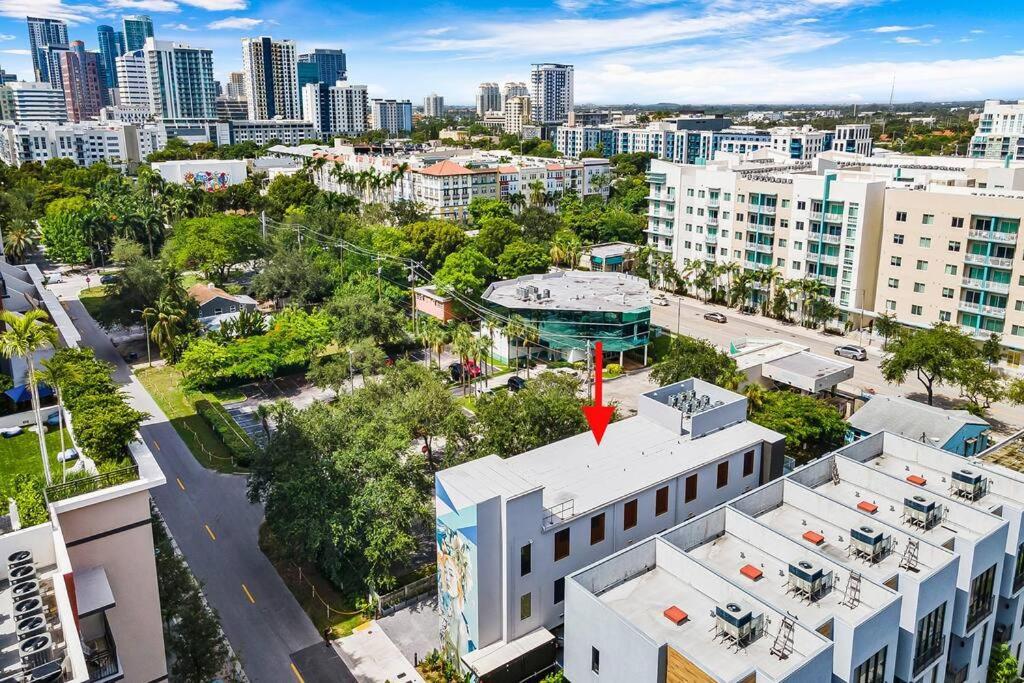Pretty Rola 201 Luxury 1B1B W King Bed At Downtown פורט לודרדייל מראה חיצוני תמונה