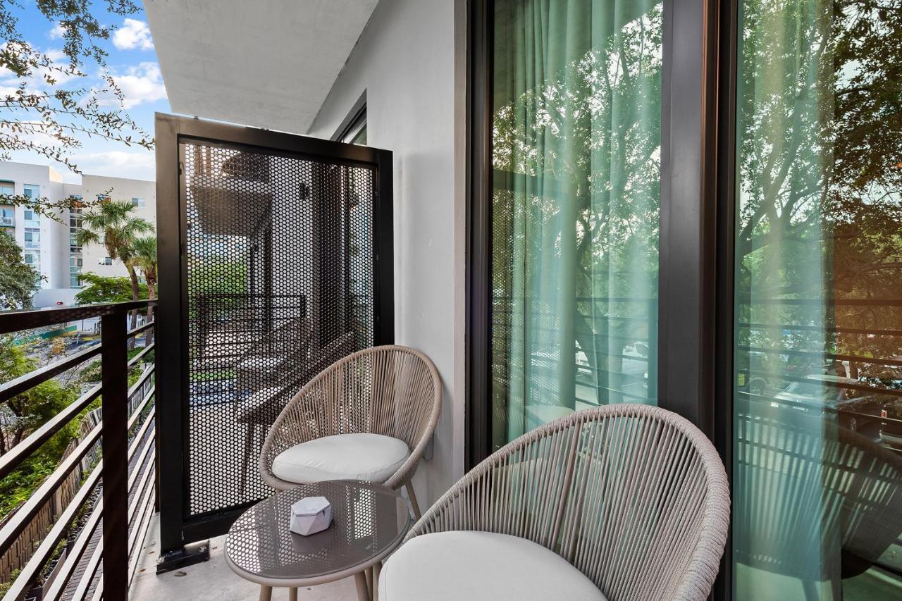 Pretty Rola 201 Luxury 1B1B W King Bed At Downtown פורט לודרדייל מראה חיצוני תמונה
