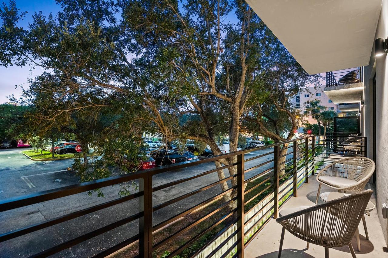Pretty Rola 201 Luxury 1B1B W King Bed At Downtown פורט לודרדייל מראה חיצוני תמונה